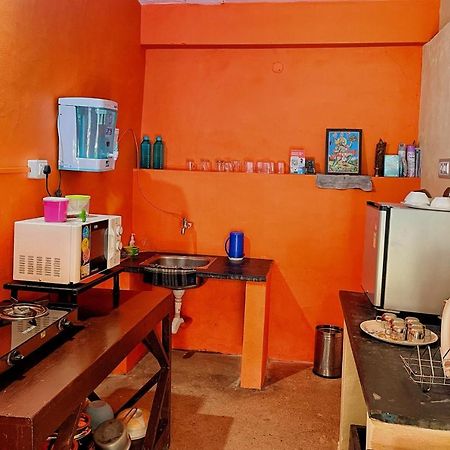 Sandev Homestay マディケーリ エクステリア 写真